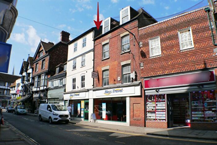 2 Bedroom Flat To Rent In Salisbury, SP1