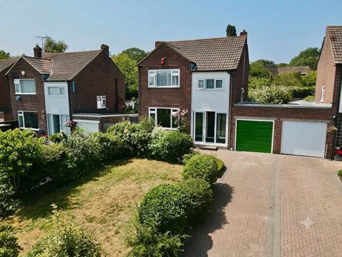 3 Bedroom Link Detached House For Sale In Mount Pleasant, Blean, Canterbury, CT2