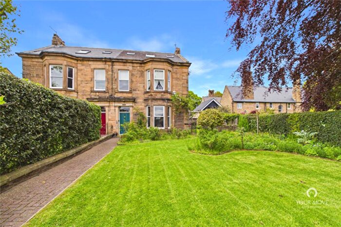 5 Bedroom Semi-Detached House For Sale In Main Road, Ryton, Tyne And Wear, NE40