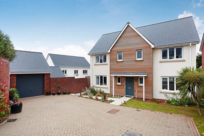 4 Bedroom Detached House For Sale In St. Georges Lane, Holcombe, EX7