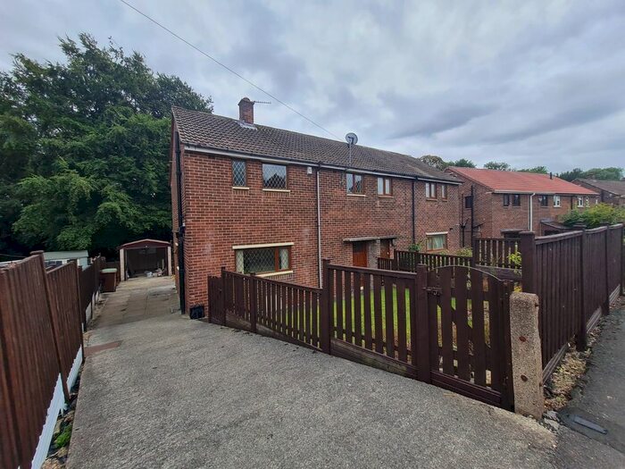 3 Bedroom Property To Rent In Dodworth Drive, Wakefield, WF2