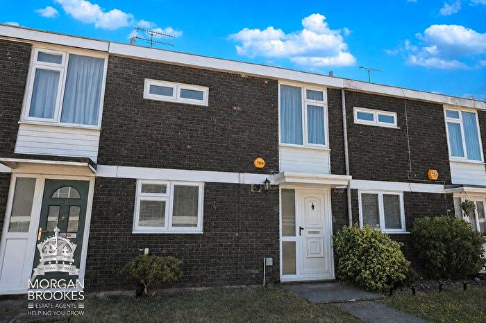 2 Bedroom Terraced House To Rent In Gladwyns, Basildon, SS15