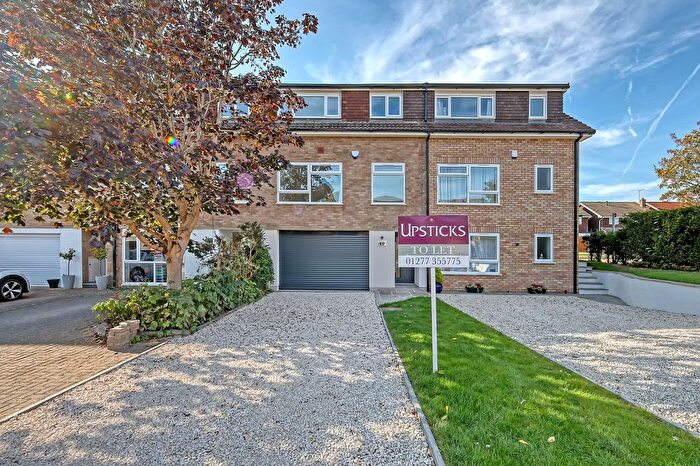 3 Bedroom Town House To Rent In Fairfield, Ingatestone, CM4
