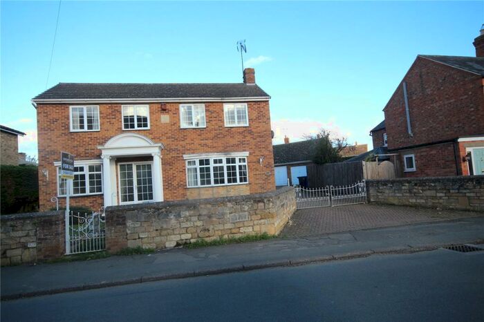 3 Bedroom Detached House To Rent In High Street, Harpole, Northamptonshire, NN7
