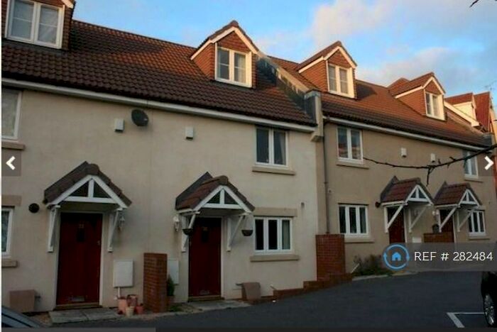 3 Bedroom Terraced House To Rent In Whitefield Road, Bristol, BS5