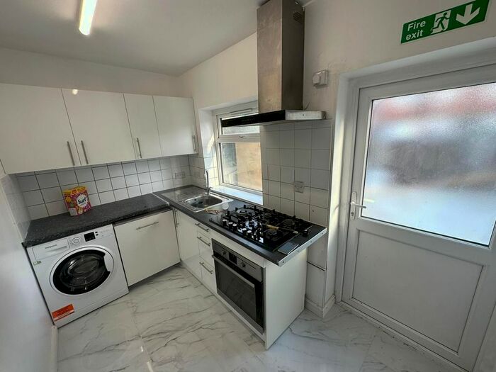 1 Bedroom Studio To Rent In Hedgemans Road, Dagenham, RM9