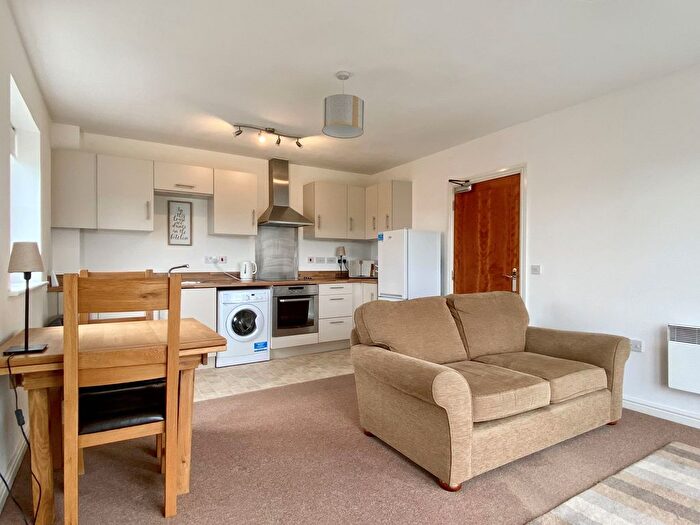 2 Bedroom Flat To Rent In Wild Field, Bridgend, CF31