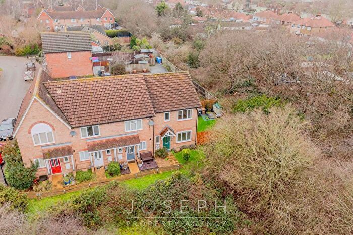 3 Bedroom End Terrace House For Sale In Wyvern Road, Ipswich, IP3