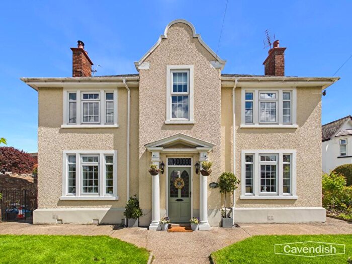 3 Bedroom Detached House For Sale In Wrexham Road, Mold, CH7