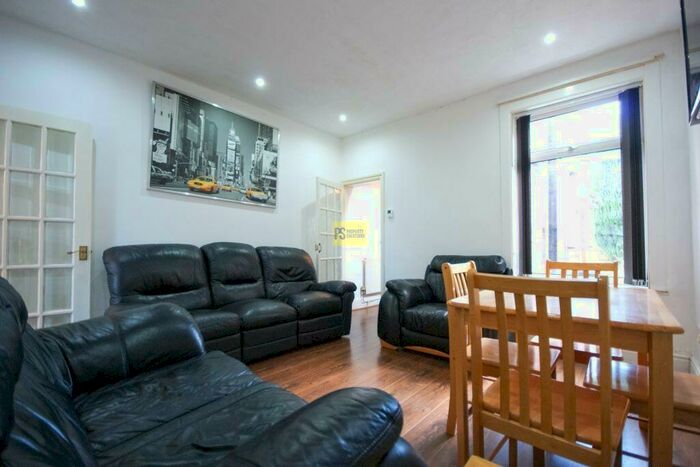 5 Bedroom Terraced House To Rent In Warwards Lane, Selly Park - Student Property, B29