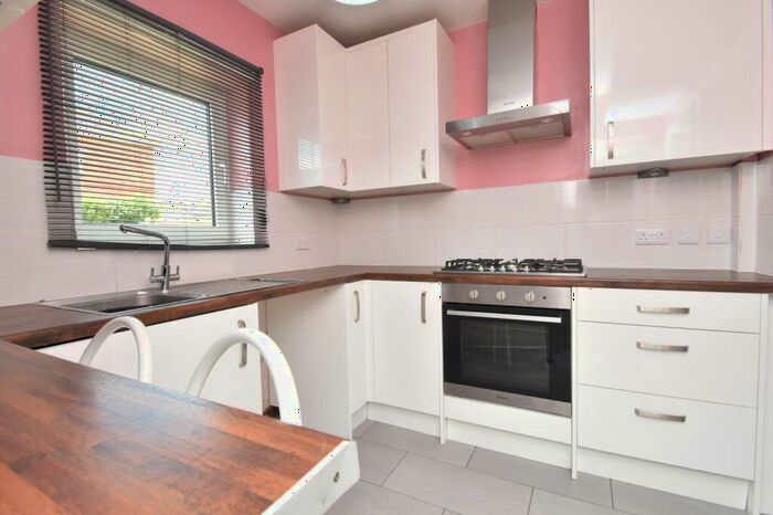3 Bedroom Semi-Detached House To Rent In Crofton Road Silver Sub, Southsea, Hampshire, PO4