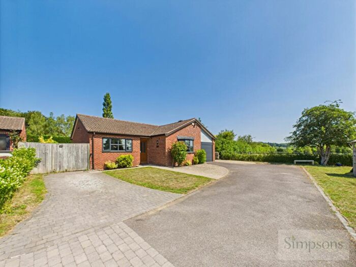 3 Bedroom Detached Bungalow To Rent In Home Close, Boars Hill, OX13