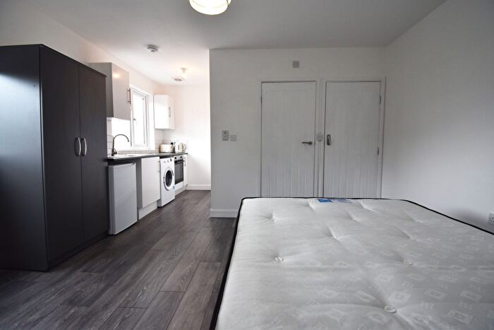 Studio To Rent In Daventry Road, Coventry, CV3
