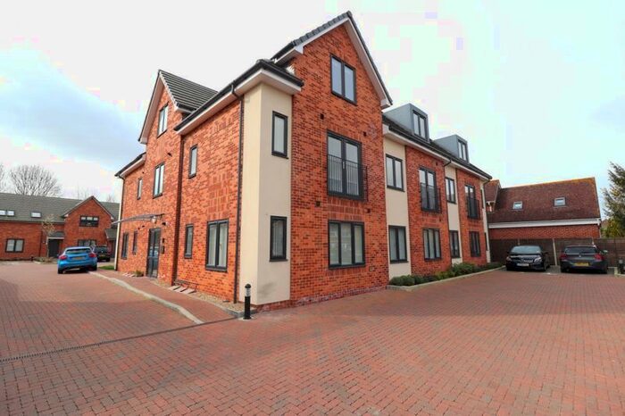 1 Bedroom Flat To Rent In Saunders Court, Gloucester, GL4