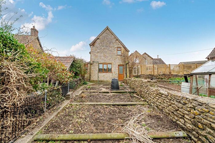 3 Bedroom Semi-Detached House To Rent In Brook Street, Milborne Port, DT9