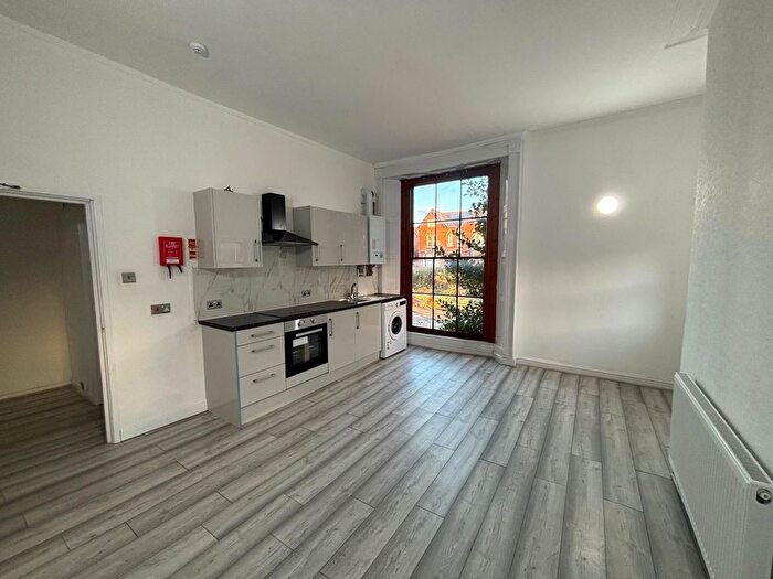 2 Bedroom Flat To Rent In Kedleston Road, Derby, DE22