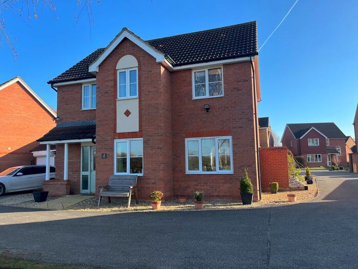 3 Bedroom Detached House For Sale In Bracken Way, Market Rasen, LN8