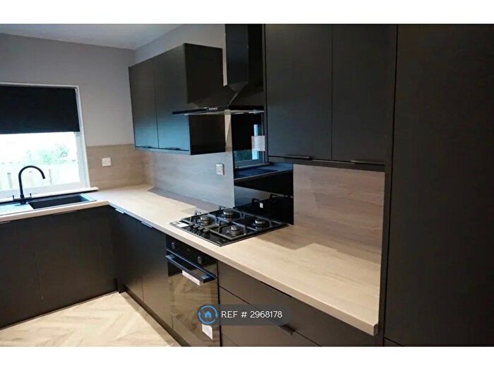 2 Bedroom Terraced House To Rent In Hazlehead Place, Aberdeen, AB15