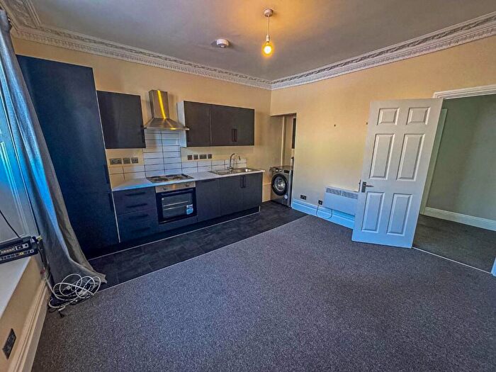 2 Bedroom Maisonette To Rent In Whiteladies Road, Clifton, Bristol, BS8