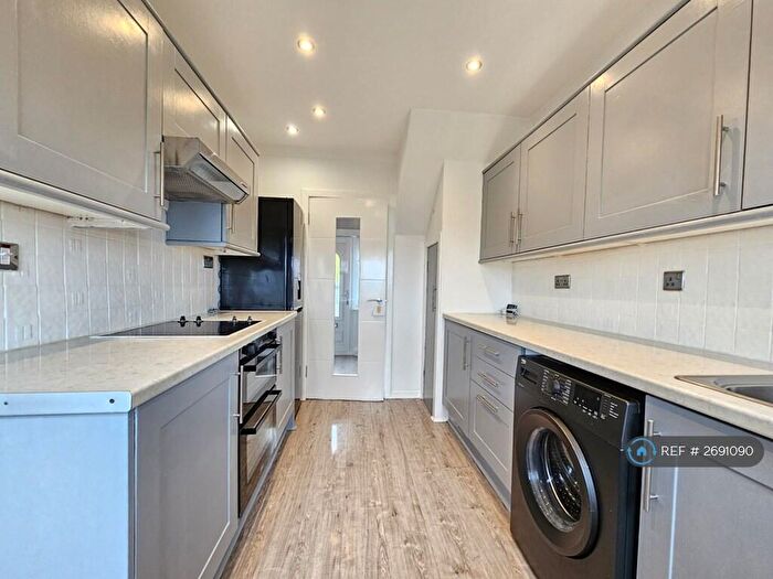 2 Bedroom Terraced House To Rent In Berwick Road, Port Glasgow, PA14