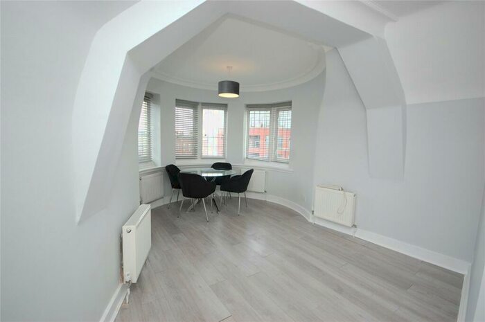 1 Bedroom Apartment To Rent In Regents Park Road, Finchley, London, N3