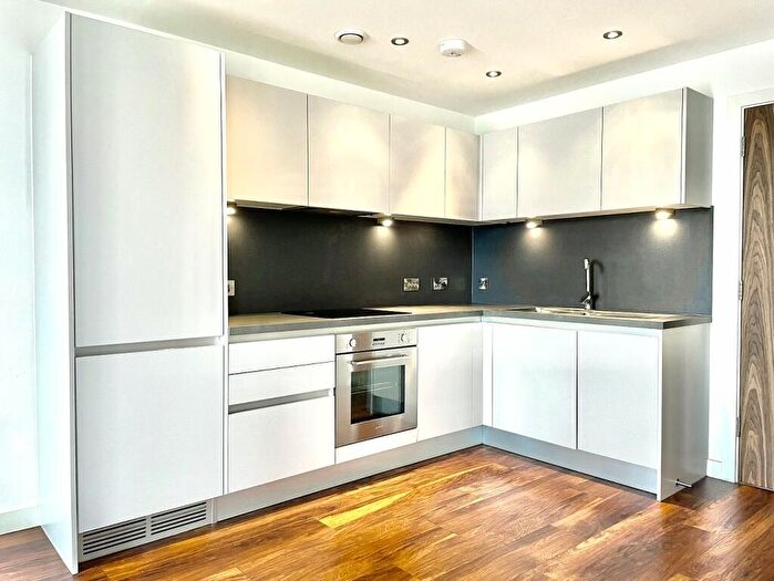 1 Bedroom Flat To Rent In Henry Road, London, SW9