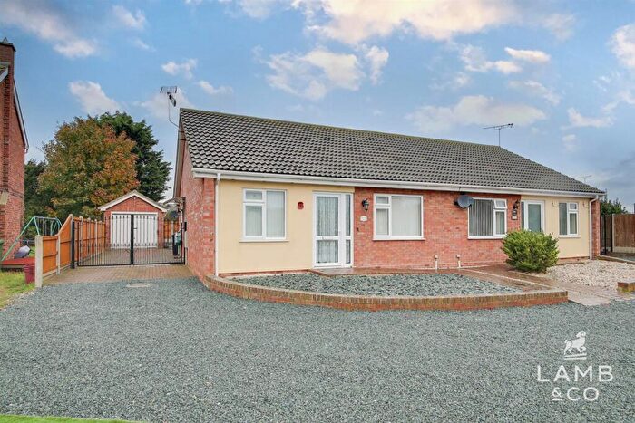 2 Bedroom Semi-Detached Bungalow For Sale In Kincaid Road, St. Osyth, Clacton-On-Sea, CO16