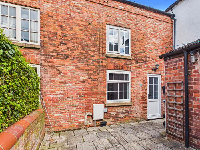 1 Bedroom Terraced House For Sale In Maypole Green, Wellow, Newark, NG22