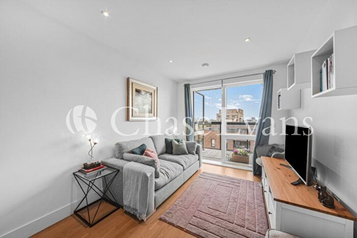 1 Bedroom Flat For Sale In Vespucci Court, Aston Street, Limehouse, London, E14