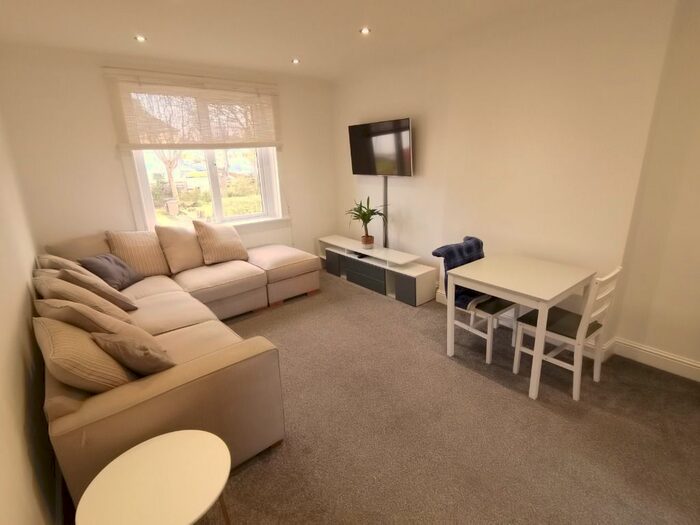 2 Bedroom Flat To Rent In Middlefield Place, Middlefield, Aberdeen, AB24