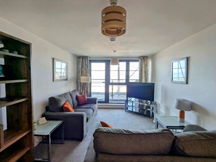 2 Bedroom Flat To Rent In Aurora, Trawler Road, Swansea., SA1