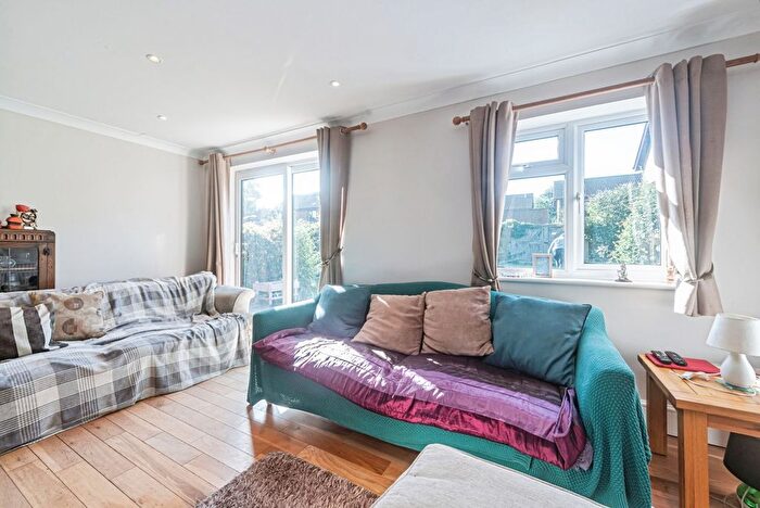 4 Bedroom Detached House For Sale In Ramptons Meadow, Tadley, Hampshire, RG26