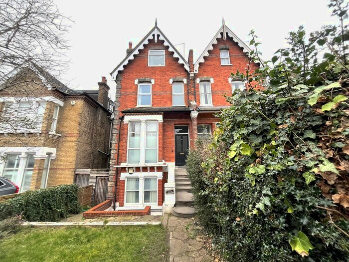 1 Bedroom Flat To Rent In Wood Vale, London, SE23