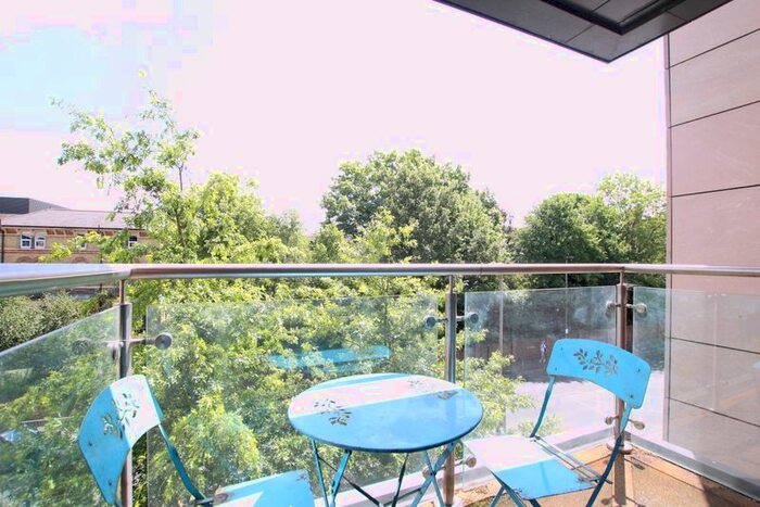 2 Bedroom Flat To Rent In Hartfield Road, Wimbledon, SW19