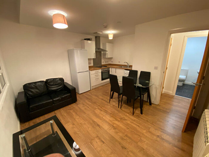 1 Bedroom Apartment To Rent In Great Charles Street Queensway, Birmingham, West Midlands, B3