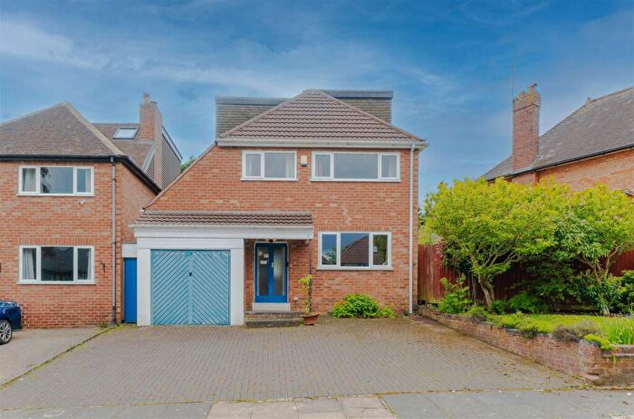 3 Bedroom Detached House For Sale In The Hurst, Moseley/Billesley/Hall Green Border, Birmingham, B13