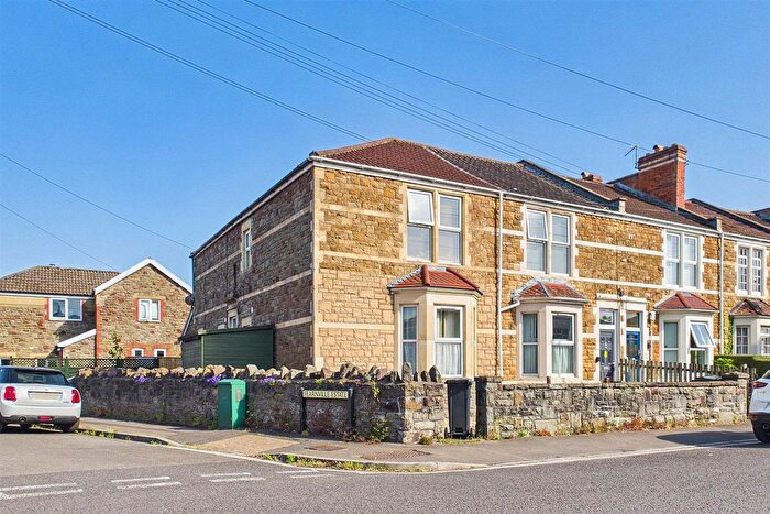 2 Bedroom Flat For Sale In Prime Location, Close To Clevedon Seafront, BS21
