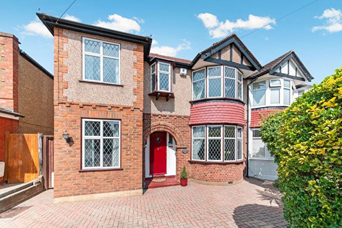4 Bedroom Semi-Detached House For Sale In Highdown, Worcester Park, KT4