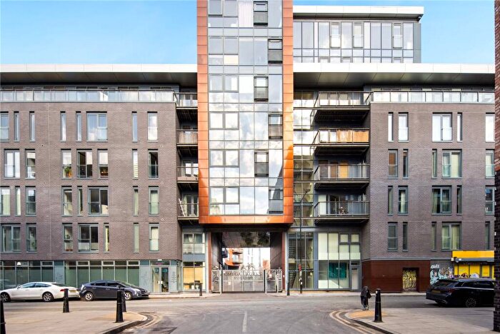 2 Bedroom Flat For Sale In Omega Works, Roach Road, Bow, London, E3 - Photo 9