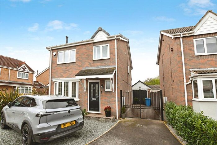 3 Bedroom Detached House For Sale In Linnett Drive, Hull, HU8