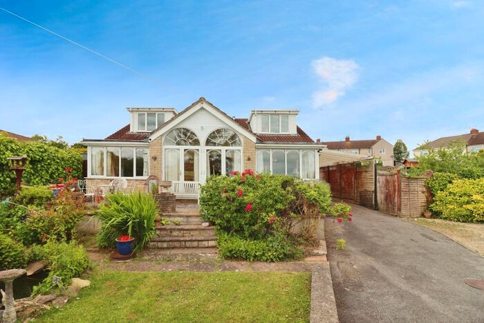 5 Bedroom Bungalow For Sale In Feltham Road, Pucklechurch, Bristol, BS16