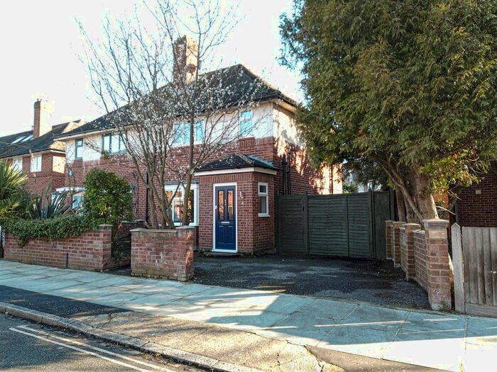 3 Bedroom Property To Rent In Marlow Crescent, Twickenham, TW1