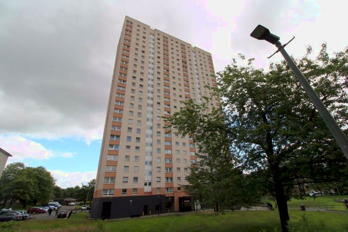 2 Bedroom Flat To Rent In Dobbies Loan Place, Glasgow, G4