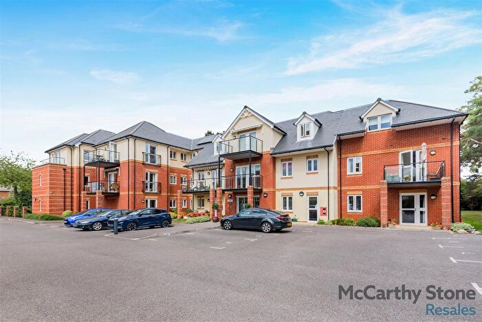 1 Bedroom Flat For Sale In Coppice Gate, Beaulieu Road, Southampton, SO45