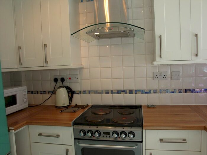 4 Bedroom Semi-Detached House To Rent In Earlham Road, Norwich, NR4