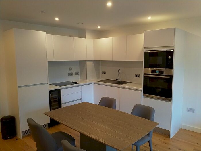 1 Bedroom Flat To Rent In Arden Gate, Block C Communication Row, Birmingham, West Midlands, Dw, Uk, B15