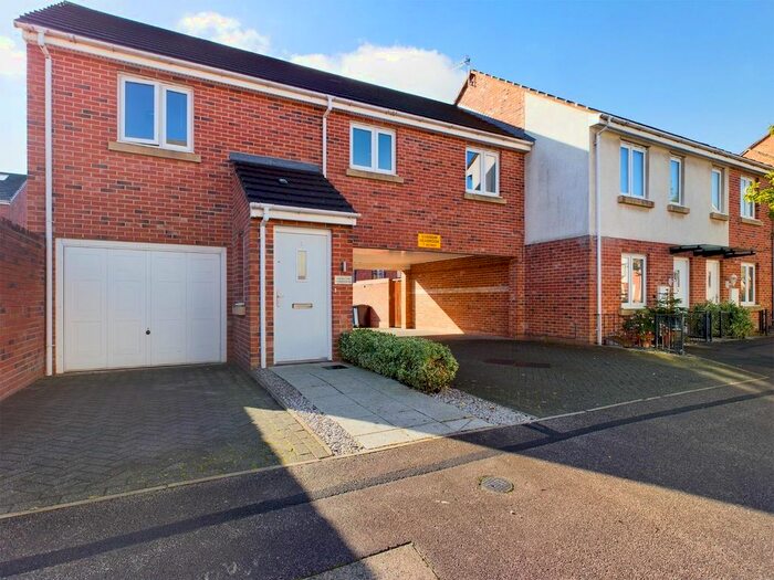 2 Bedroom Detached House To Rent In Poundlock Avenue, Northwood, Stoke-On-Trent, ST1