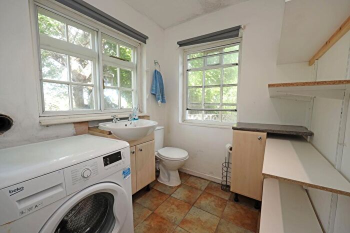 2 Bedroom Detached House For Sale In Knowl Wall, Beech, ST4