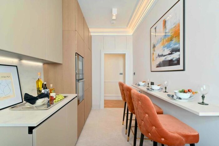 2 Bedroom Flat To Rent In Park Mansions, Knightsbridge, London, SW1X