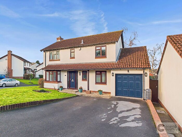4 Bedroom Detached House For Sale In Buttercombe Close, Ogwell, TQ12